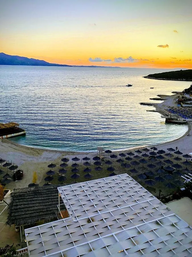 Titi'S Apartment Saranda
